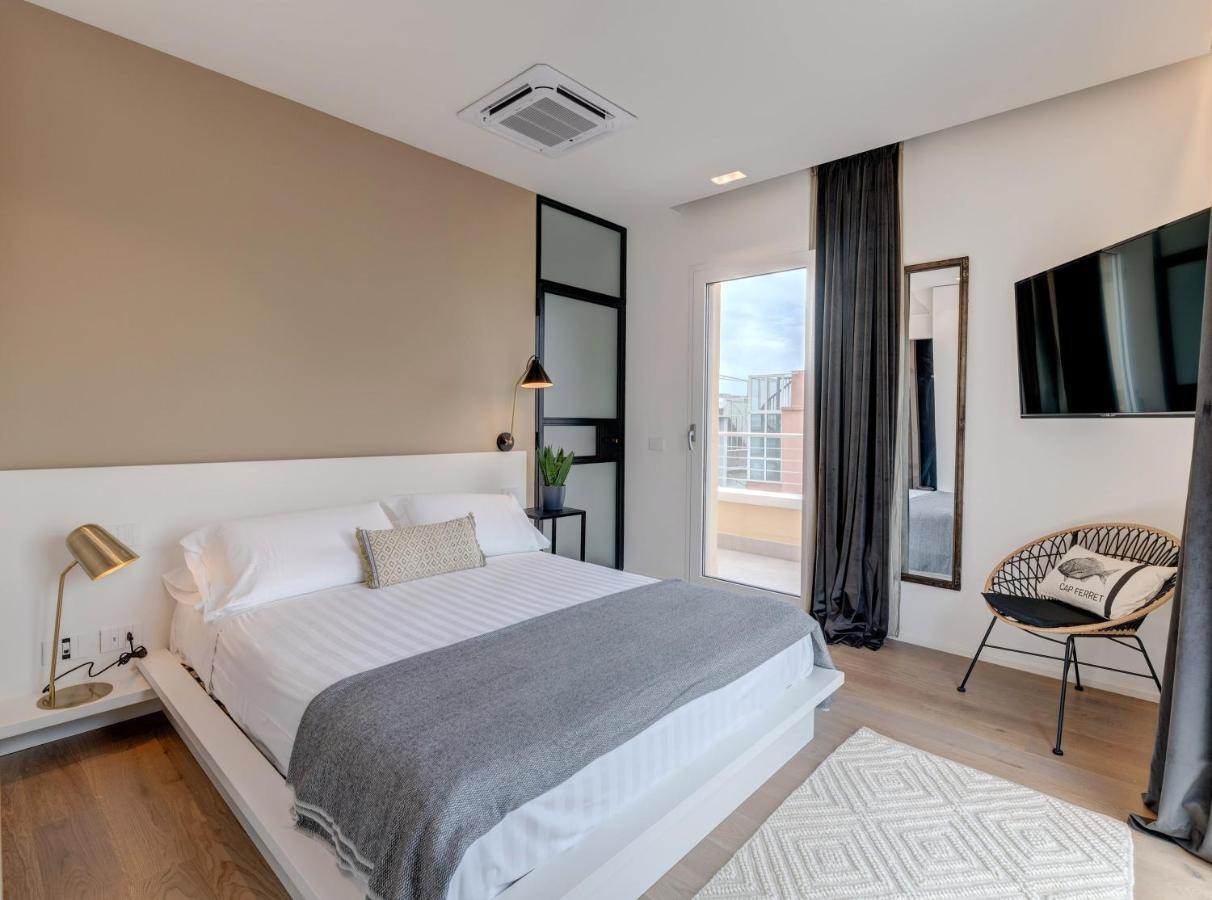 Arveskida Suite Apartment 칼리아리 외부 사진