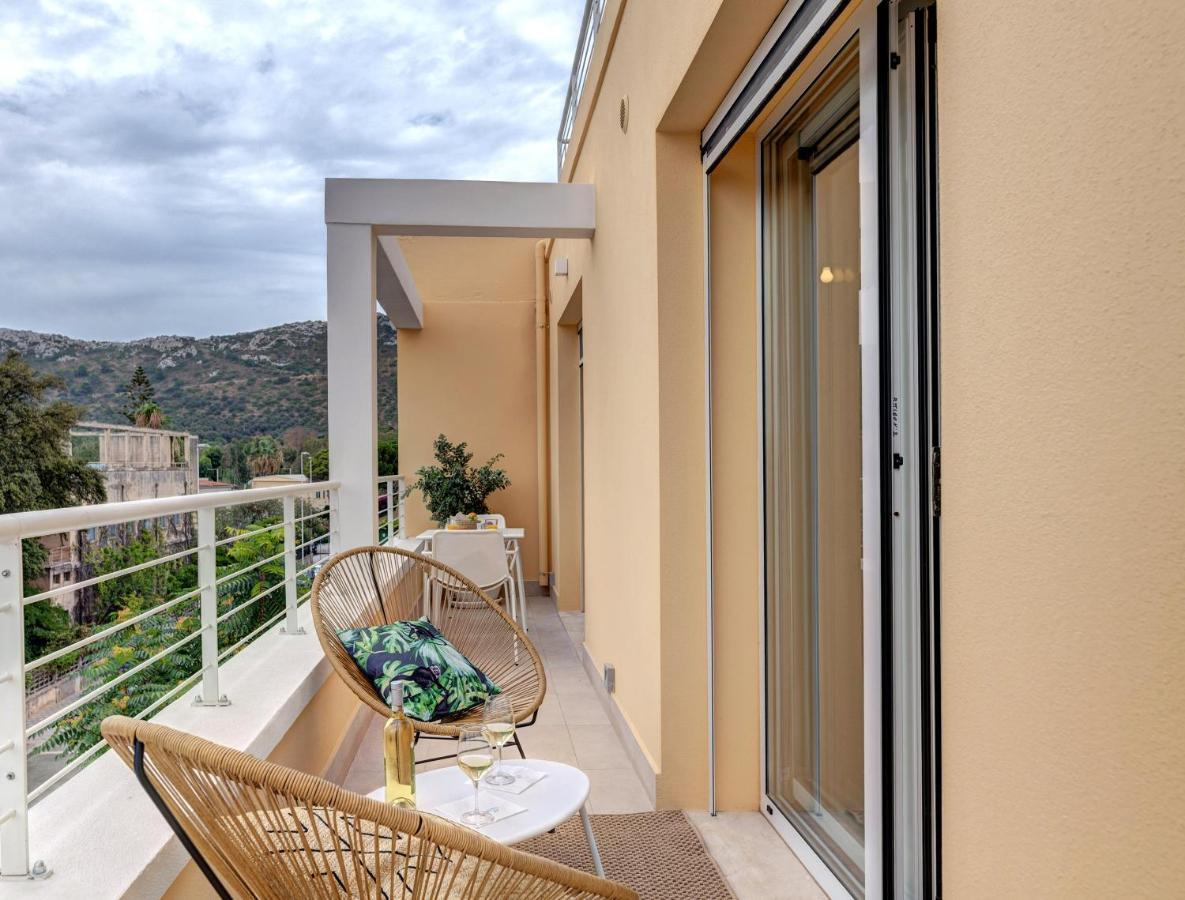 Arveskida Suite Apartment 칼리아리 외부 사진